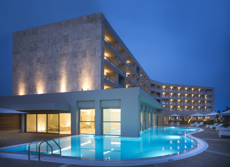 Tiara Holidays - Ikos Olivia outdoor spa